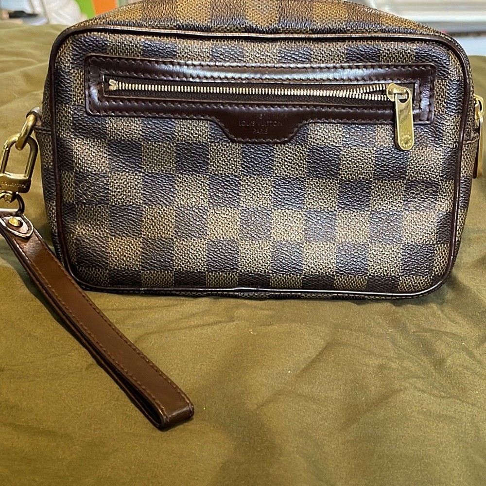Authentic Louis Vuitton Macao Clutch
